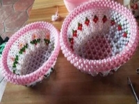 11月15日，珠繡手工加工回收項(xiàng)目，靈活就業(yè)創(chuàng)業(yè)，在家做的手工，選擇手工之家的人都在努力，圖為勵(lì)志珠珠繡串珠手工產(chǎn)品剪影