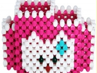 11月18日，在家做手工掙錢，想接正規(guī)廠家的手工項(xiàng)目，手工之家正規(guī)可靠、制度完善，圖為勵(lì)志珠珠繡串珠手工產(chǎn)品剪影