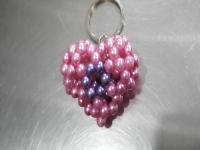 2月12日，在家兼職手工，帶回家做的手工項(xiàng)目，十多年的老手工平臺(tái)，手工之家有夢(mèng)、有愛(ài)、有笑，圖為勵(lì)志珠珠繡串珠手工產(chǎn)品剪影