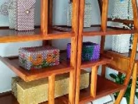 產(chǎn)品眾多的精美純手工工藝品，可以拿回家當(dāng)副業(yè)來做