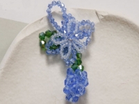 7月30日，手工兼職在家做是真的嗎，靈活就業(yè)手工項(xiàng)目，開(kāi)飾品加工廠，誠(chéng)信對(duì)手工之家和加工人員一樣重要，圖為串珠米珠繡手工產(chǎn)品剪影