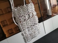 正規(guī)手工活拿回家做，精美實(shí)用有市場，串珠純手工產(chǎn)品很受歡迎