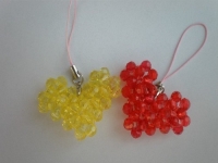 把手工拿回家做，純手工產(chǎn)品精致精美，看得見(jiàn)的一片心意