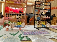 適合普通人的小成本創(chuàng)業(yè)項目，開辦串珠手工加工廠，用不用管產(chǎn)品銷售