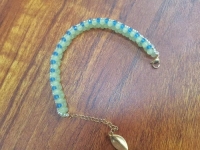 6月20日，兼職手工活外發(fā)加工在家可做，開手工加工廠，靈活就業(yè)創(chuàng)業(yè)項(xiàng)目，在手工之家，產(chǎn)品這樣銷售收入更多，圖為串珠米珠繡手工產(chǎn)品剪影