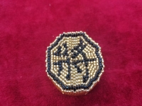 9月19日，能在家做的手工項(xiàng)目，做手工傳承官，輕創(chuàng)業(yè)做手工掙錢，在手工之家，找到適合自己的合作，收入更好，圖為串珠米珠繡純手工產(chǎn)品剪影