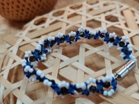 7月31日，哪里可以做手工活兼職，靈活就業(yè)好選擇，做手工傳承官，與手工之家合作，靈活自由就業(yè)創(chuàng)業(yè)在這里都很適合，圖為串珠米珠繡純手工產(chǎn)品剪影