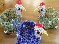 外發(fā)手工領(lǐng)回家做，純手工靈活自由，收入很好