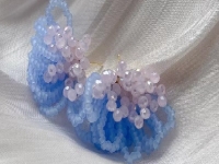 正規(guī)拿回家做的純手工，家庭婦女等群體都在利用空閑時間掙錢