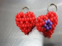 外發(fā)手工領回家做，純手工讓家庭主婦賺錢家庭兩不誤