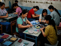 不起眼的小生意，家里開純手工加工廠極簡創(chuàng)業(yè)，在鄉(xiāng)鎮(zhèn)、農(nóng)村很有搞頭