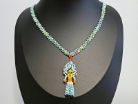 純手工產(chǎn)品串珠米珠繡展示，精美的手飾之手鏈