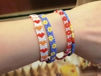 串珠米珠繡純手工產(chǎn)品展示，精美的手飾之手環(huán)