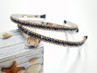 4月14日，拿回家做的手工，農(nóng)村手工創(chuàng)業(yè)項(xiàng)目，小成本創(chuàng)業(yè)開手工加工廠、做家庭手工工作室，手工之家的純手工產(chǎn)品很好銷售，圖為飾品類串珠、鉤織純手工產(chǎn)品剪影