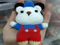 11月17日，在家能做的手工兼職，正規(guī)可靠的手工副業(yè)創(chuàng)業(yè)項(xiàng)目，開(kāi)純手工工作室，選擇手工之家，因?yàn)榇蠹倚湃魏土私?，圖為鉤織純手工產(chǎn)品剪影