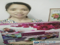 福建廈門肖女士熱衷于手工制作，業(yè)余時(shí)間做手工活串珠繡賺錢