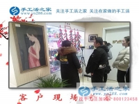 廣東廣州市一80后上班族放棄高壓力工作選擇手工活創(chuàng)業(yè)，只為在輕松中賺錢！