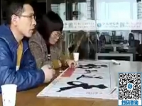 正規(guī)手工活可以寄回家做，夫妻倆一起來(lái)手工活之家現(xiàn)場(chǎng)考察