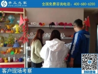 10月14日，好做的手工活大家都喜歡，就像珠繡串珠外發(fā)手工活一樣，手工之家接待考察加工客戶剪影