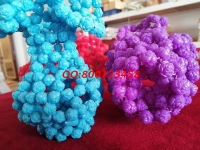 5月3日，拿回家做的手工活要找長期穩(wěn)定的，一直供料的手工活加工項目非遺手工珠繡是大家共同的選擇，圖為勵志珠珠繡串珠純手工成品實拍