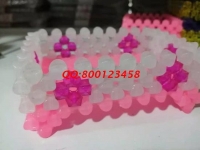 6月15日，在家做手工活掙錢，安全環(huán)保的珠繡外發(fā)手工活更合適，也是更多人的選擇，圖為勵志珠珠串珠手工成品（肥皂盒）實拍