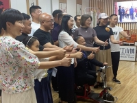 傳遞愛心，讓社會美好溫暖------記邯鄲紅十字愛心公益聯(lián)盟在手工之家