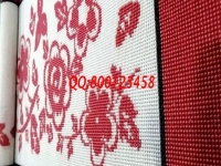 送孩子上學(xué)后，寶媽在家做串珠手工活兼職掙錢