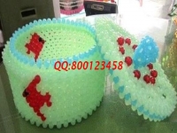 2月25日，手工活拿回家做，考察全面了解，手工之家的珠繡串珠外發(fā)手工活很適合在家做，圖為勵志珠珠繡串珠加工成品實(shí)拍