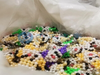 把外發(fā)加工手工活拿回家做，很多人實現(xiàn)靈活就業(yè)