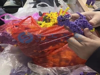 做外發(fā)串珠手工活掙錢補(bǔ)貼家用，很多人都在行動(dòng)