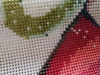 空閑時間少，也可以在家做雅薇麗珠繡手工活賺錢增收