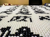 遠(yuǎn)離無獨(dú)立經(jīng)濟(jì)來源的生活，靠這份可以寄到家做的手工活