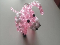 在家做串珠代加工手工活能快速賺到錢，源于加工者這樣做