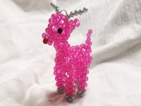 認(rèn)真對(duì)比與篩選，我選擇長(zhǎng)期供料到家做的珠繡串珠手工活